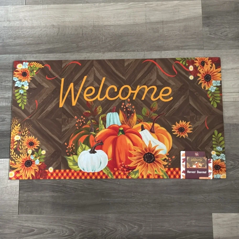 NWT- Fall Harvest- WELCOME Doormat with Pumpkins and Sunflowers- 16x28